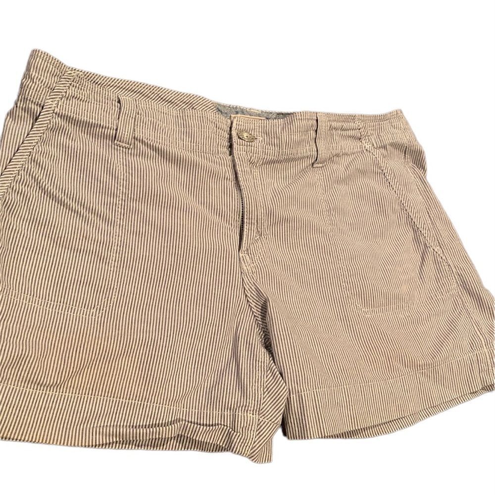 Levi’s Strip Shorts 